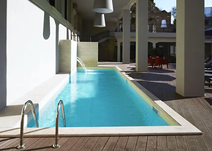 The Building Hotel 4*