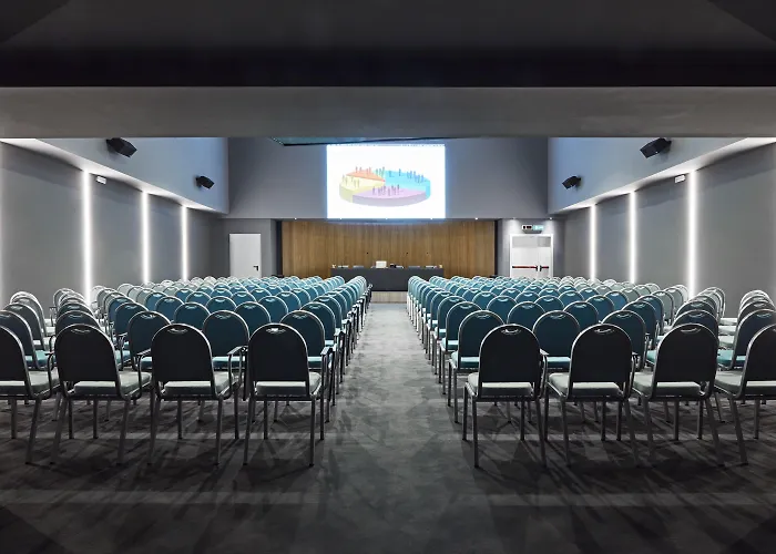 The Building 4*