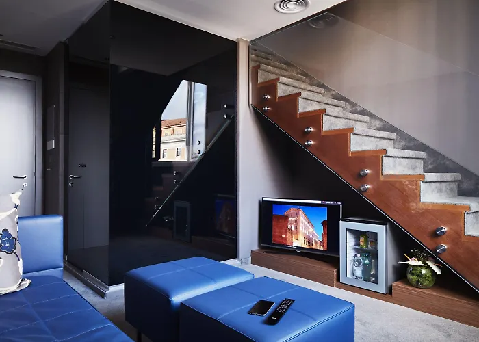 The Building Hotel 4*